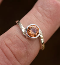 Load image into Gallery viewer, Peachy-Orange Tunduru Hessonite Garnet Ring -- 1.3 ct. Gem - Sterling Silver