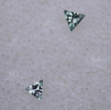 Load image into Gallery viewer, Triangle Melee Chrome Kornerupine - Excellent Performance (Unmatched Pair) - 0.105 ctw