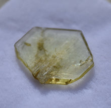 Load image into Gallery viewer, Chrysoberyl - Cyclical Twinning, and Excellent Crystallization - 2.93 ct. - Lac Alaotra, Madagascar