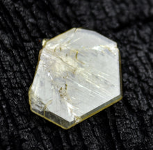 Load image into Gallery viewer, Chrysoberyl - Cyclical Twinning, and Excellent Crystallization - 2.93 ct. - Lac Alaotra, Madagascar