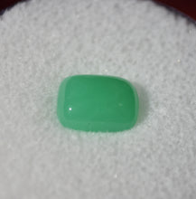 Load image into Gallery viewer, 'Sugarloaf' Chrysoprase Cabochon - 2.3 ct.