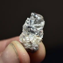 Load image into Gallery viewer, Fluorescent Hyalite Opal - BY THE GRAM - Clean Faceting Material