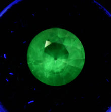 Load image into Gallery viewer, TOP Quality Fluorescent Hyalite Opal Gemstone - Faceted by Scott Maier - 2.9 ct.