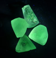 Load image into Gallery viewer, Hyalite Opal Facet Rough Parcel - Clean pre-forms - Intensely UV Reactive - 9.7 ctw.