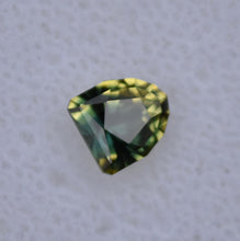 Load image into Gallery viewer, 1.05 ct. Vibrant Parti-Color Sapphire from Australia - Mesmerizing Color Combinations, Custom Design
