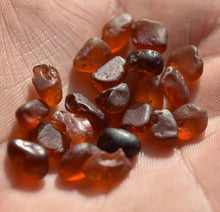 Load image into Gallery viewer, Hessonite / Facet Rough from Tunduru, Tanzania - Clean - Good Shapes - Blind Pour by the Carat