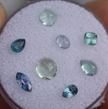 Load image into Gallery viewer, *TOP SHELF* Chrome and Vanadium Gemstones Set - Clean and Showy - *quantity discount applied*