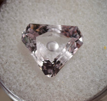 Load image into Gallery viewer, Bubble-cut Morganite Gemstone Tablet - 3.8 ct.