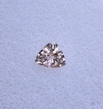Load image into Gallery viewer, Flashy Pink Morganite Trilliant Gem - Very Bright, No Window - 0.53 ct.