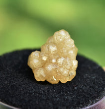 Load image into Gallery viewer, Yellow Grossular Garnet Cluster - 100% perfect Specimen - Handan Prefecture, Hebei Province, China