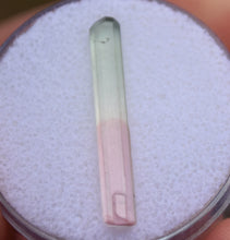 Load image into Gallery viewer, Bi-Color Tourmaline from Rubaya Mine, DRC - Terminated Eye-Clean Crystal - 4.05 ct.
