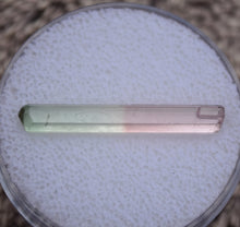 Load image into Gallery viewer, Bi-Color Tourmaline from Rubaya Mine, DRC - Terminated Eye-Clean Crystal - 4.05 ct.

