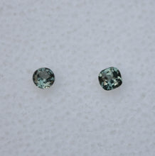 Load image into Gallery viewer, Color Change Blue Garnets - Bekily, Madagascar - 0.14 ctw

