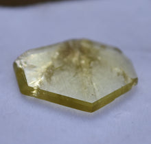 Load image into Gallery viewer, Chrysoberyl - Cyclical Twinning, and Excellent Crystallization - 2.93 ct. - Lac Alaotra, Madagascar
