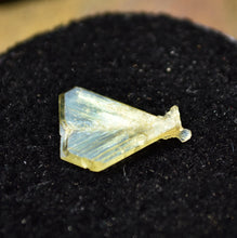 Load image into Gallery viewer, Chrysoberyl Fishtail Twin Crystal from Lac Alaotra, Madagascar
