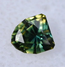 Load image into Gallery viewer, 1.05 ct. Vibrant Parti-Color Sapphire from Australia - Mesmerizing Color Combinations, Custom Design
