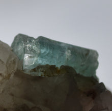 Load image into Gallery viewer, Vanadium Emerld on Quartz Crystals - Bicolor Emerald - Great Quality - 9.9 Grams

