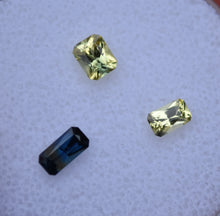 Load image into Gallery viewer, Bright Cut-Corner Rectangle Sapphires Set - Kenya - 1.03 ctw
