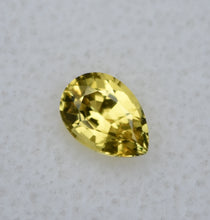 Load image into Gallery viewer, Sunny Yellow Sapphire Pear from Kenya - Excellent Cutting and Polish - 0.67 ct.
