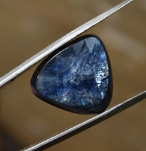Load image into Gallery viewer, Trapiche Sapphire - Double Rose-Cut Faceted Gemstone - Royal Blue, with GREAT Trapiche Pattern - 13.72 ct.

