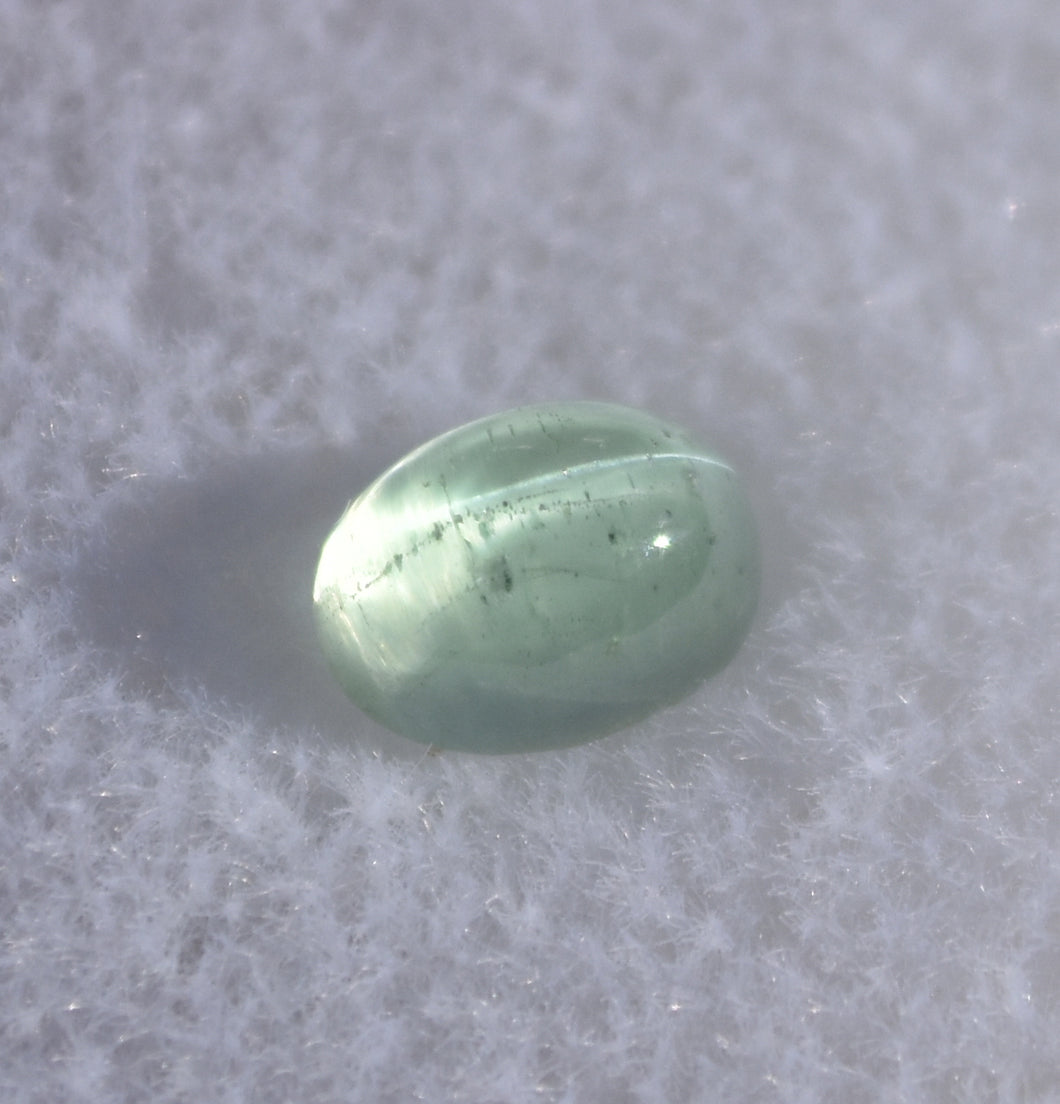Cat's Eye Vanadium Kornerupine Oval - 0.77 ct.