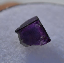 Load image into Gallery viewer, New Hampshire Fluorite MICROMOUNT - Incredible Color Zoning and Clarity!
