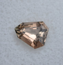 Load image into Gallery viewer, Peachy Orangey Oregon Sunstone - Custom Shape - CLEAN and Bright! - 1.15 ct.
