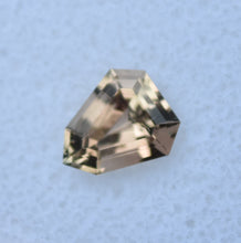 Load image into Gallery viewer, Peachy Orangey Oregon Sunstone - Custom Shape - CLEAN and Bright! - 1.15 ct.

