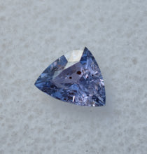Load image into Gallery viewer, SALE!!! Bi-Color Umba Sapphire - Lavender and Grape - Shifty colors - Salt and Pepper - 0.85 ct.  SALE!!!!
