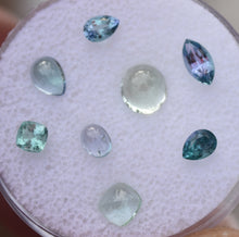 Load image into Gallery viewer, *TOP SHELF* Chrome and Vanadium Gemstones Set - Clean and Showy - *quantity discount applied*
