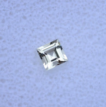 Load image into Gallery viewer, Perfect Yellow Beryl Princess Cut Gem - Eye Clean -0.47 ct.
