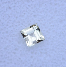 Load image into Gallery viewer, Perfect Yellow Beryl Princess Cut Gem - Eye Clean -0.47 ct.
