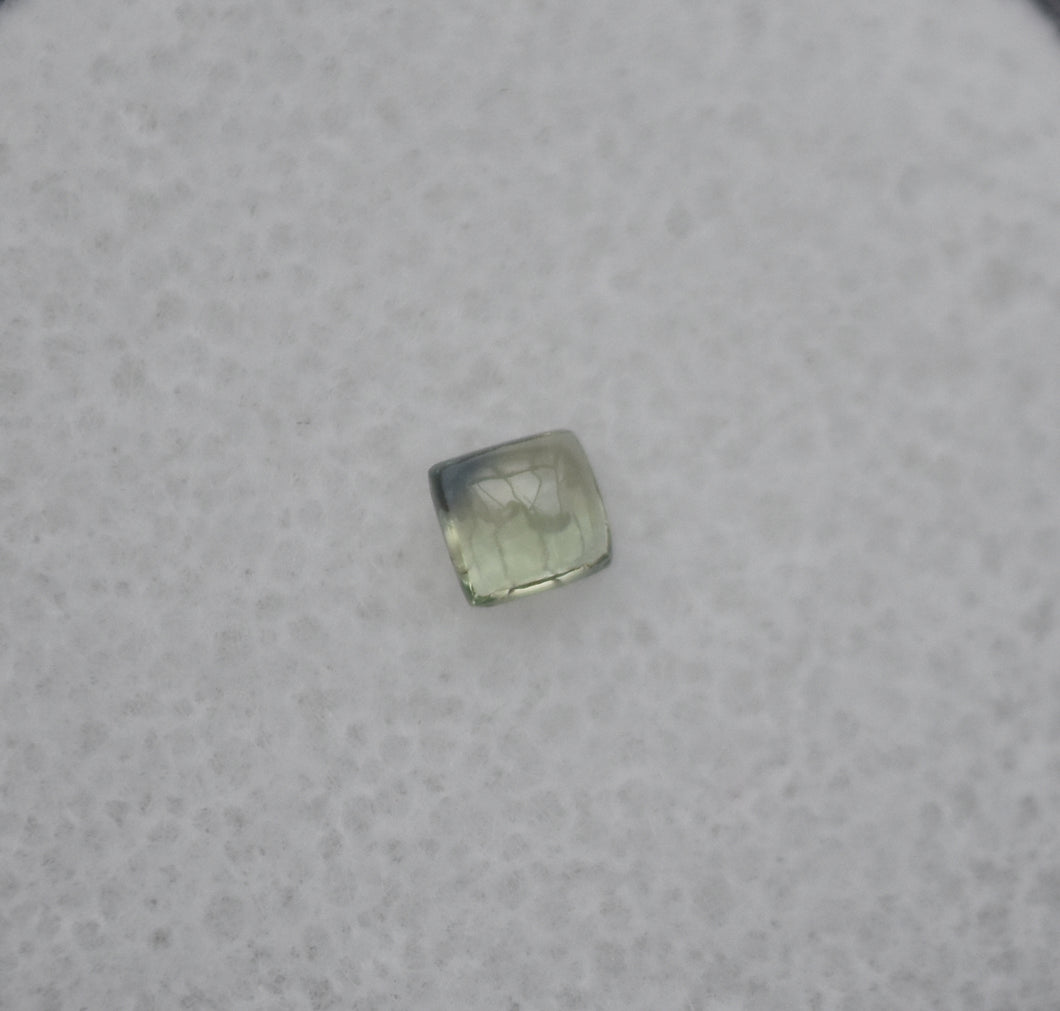 Bicolor Sapphire Square Cabochon - 0.165 ct.