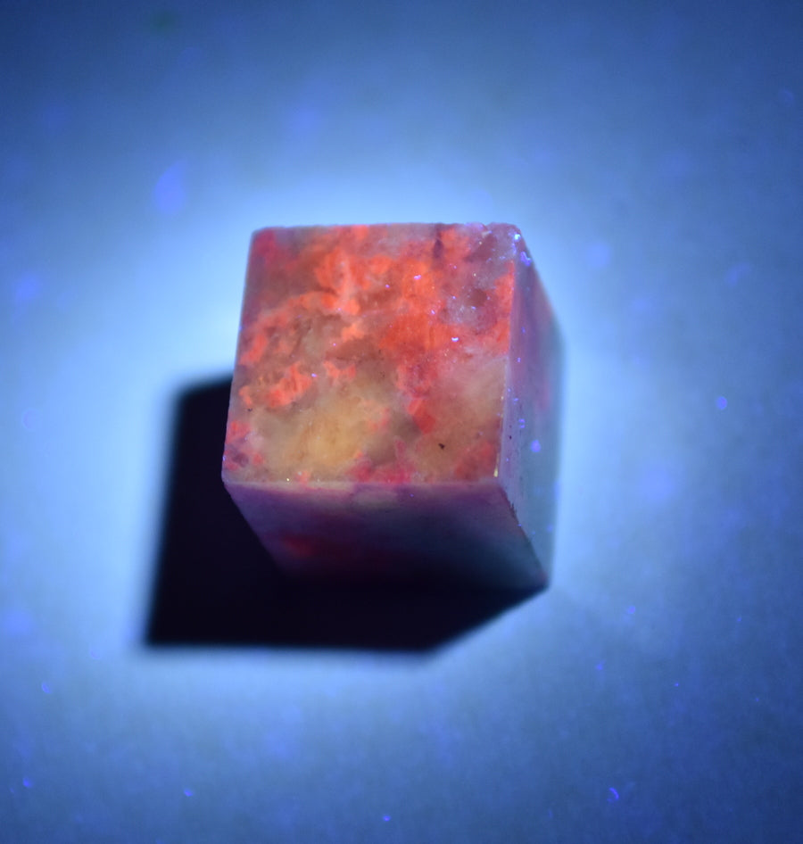 Hackmanite - Changes Purple in Sunlight - Fluorescent - 1cm cube Natural Mineral!