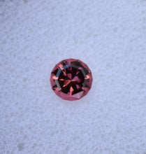 Load image into Gallery viewer, Rubellite tourmaline - Rubaya Mine, DRC - By Abraham Gomez - 0.91 ct.
